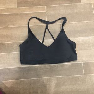 Under Armour Intimates & Sleepwear - Under Armour sports bra Under Armour Intimates & Sleepwear - Under Armour sports bra